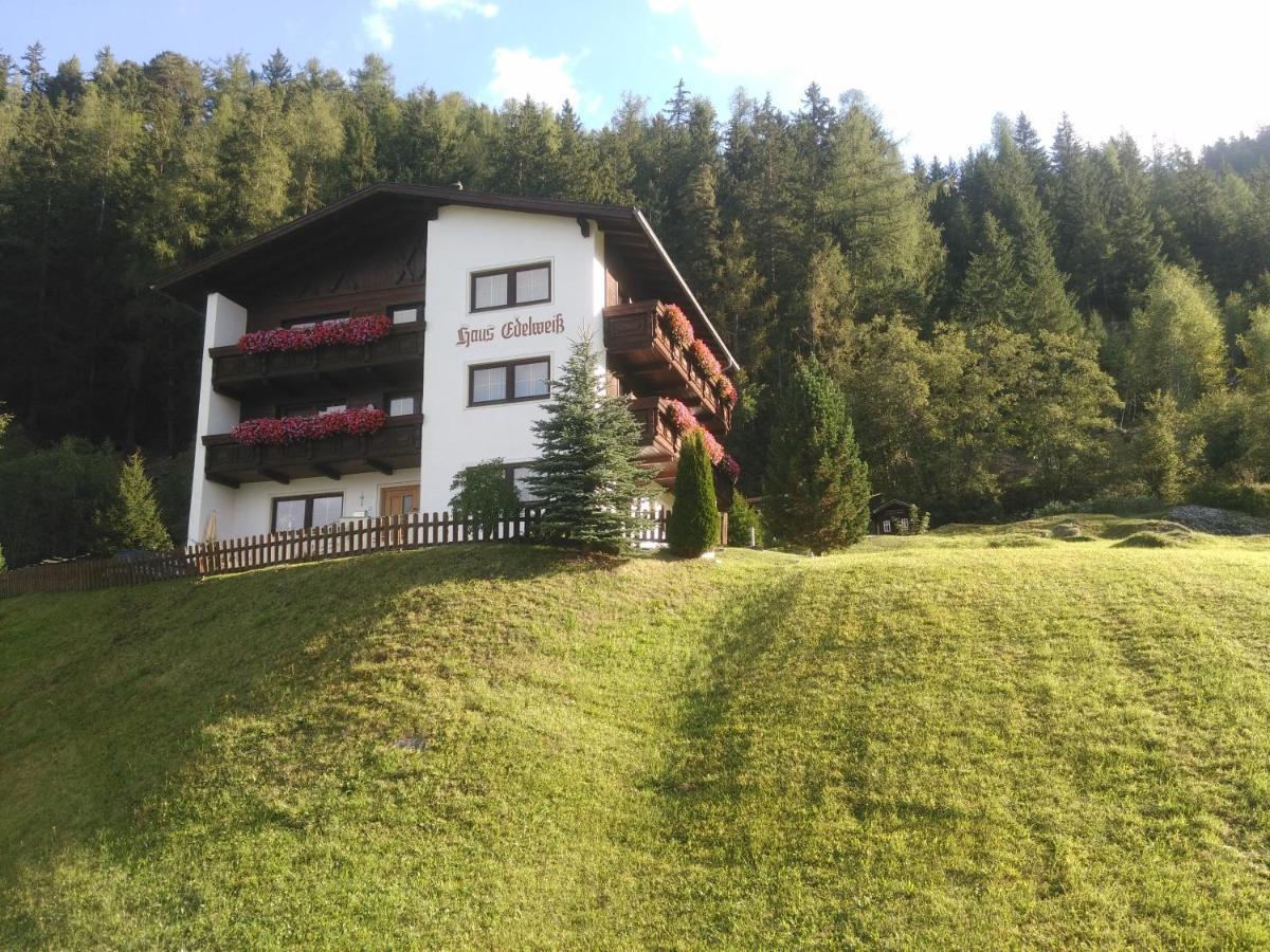 Haus Edelweiss Bed and Breakfast Jerzens Eksteriør billede